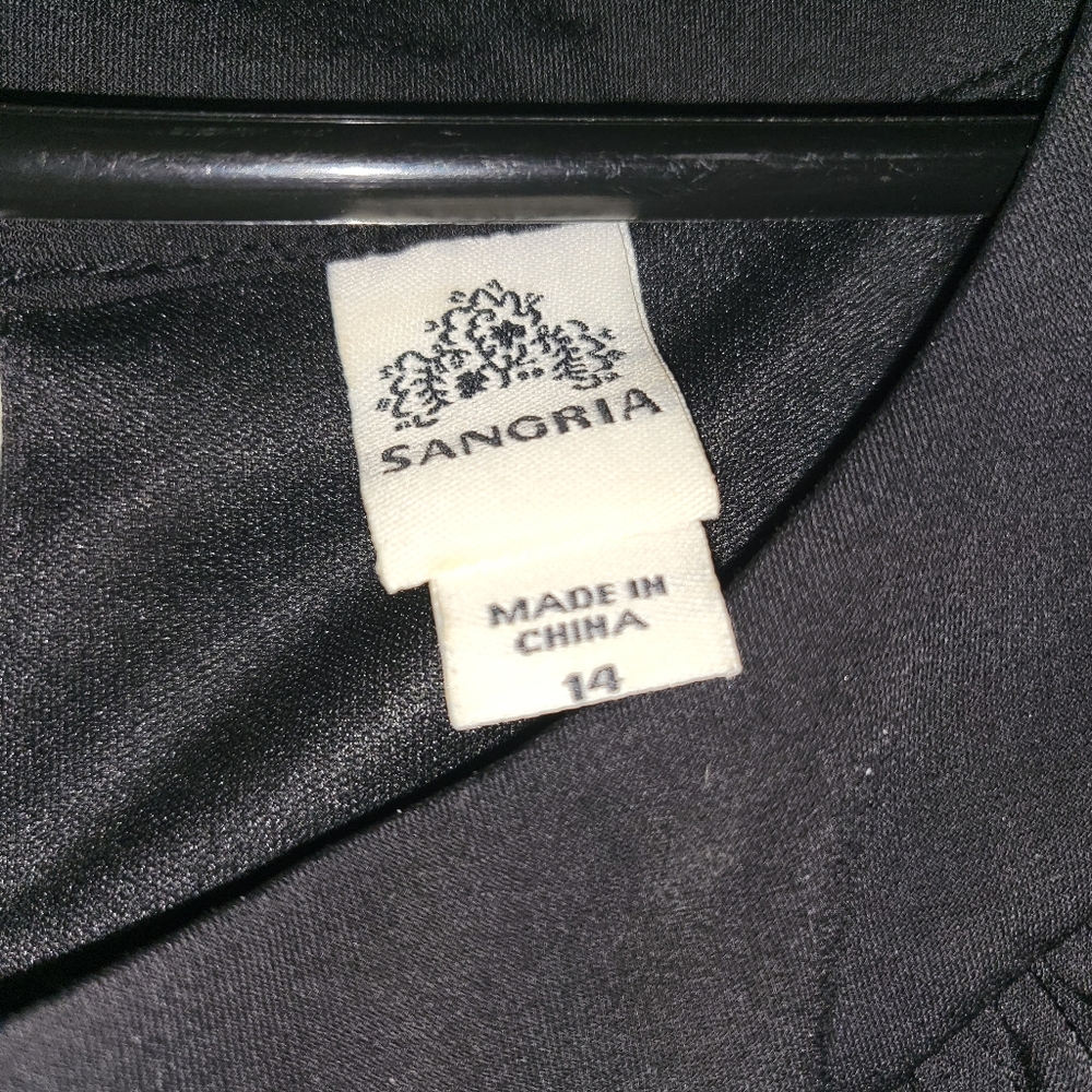 Dress - Picture 5 of 5